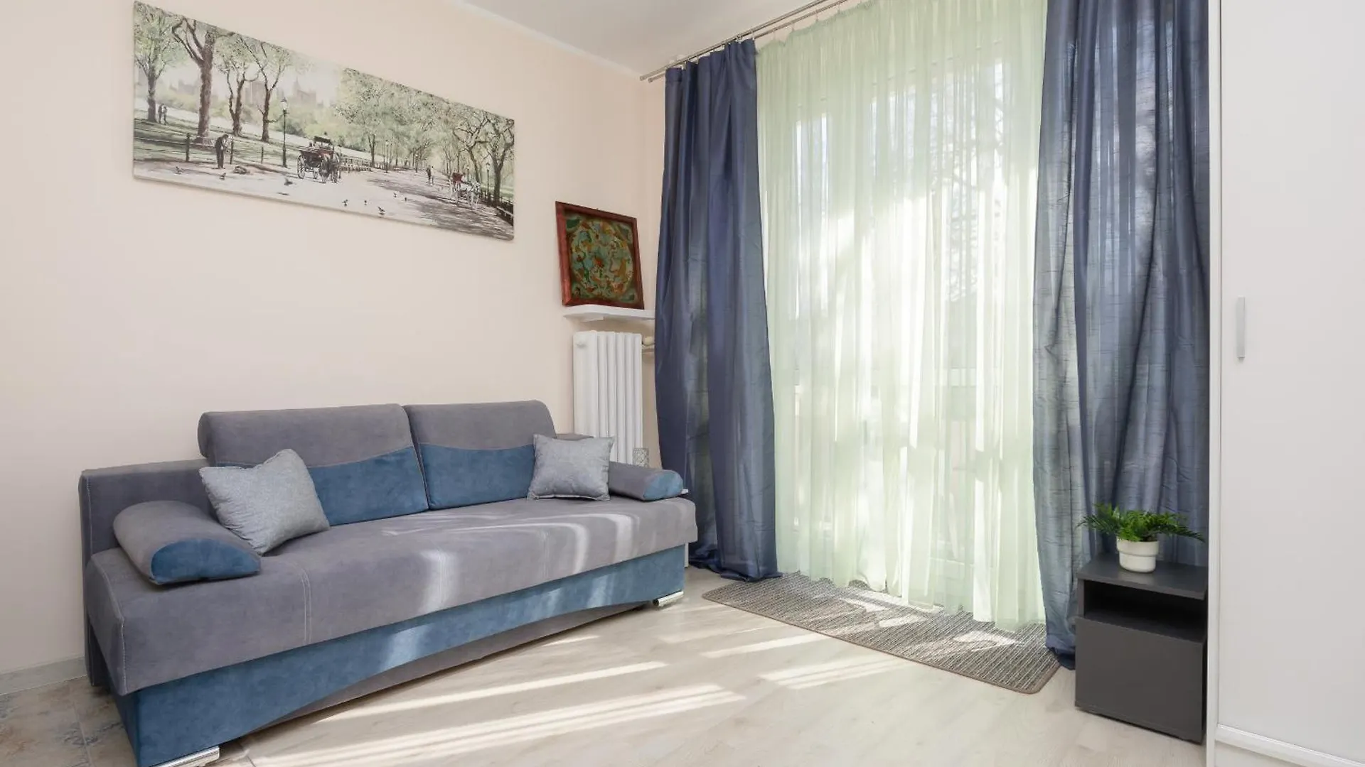 Apartment Studio With Balcony 180 M To The Royal Baths By Noclegi Renters Warsaw